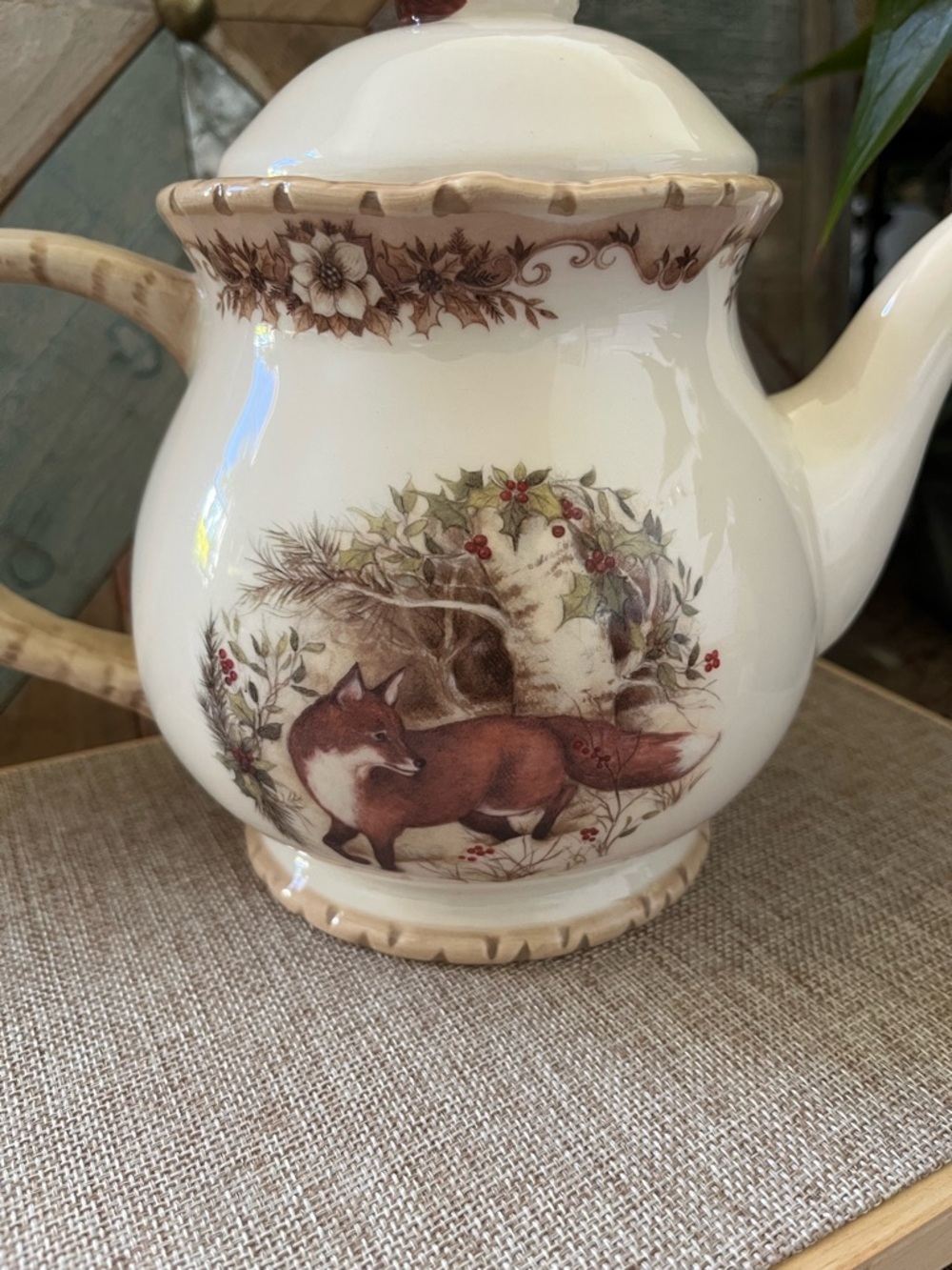 Cracker Barrel Ceramic Fox Teapot in Cream and Brown - Picture 9 of 9